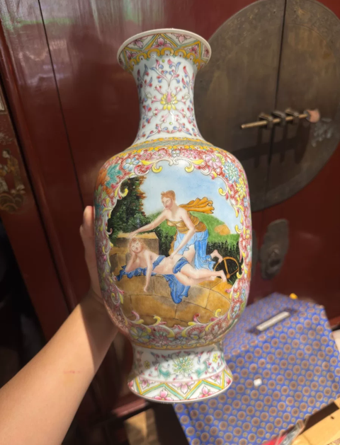 古玩陶瓷粉彩瓶真品鑒賞圖