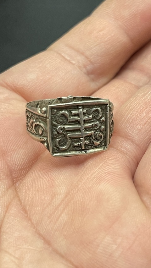 古玩雜項壽字紋戒指真品鑒賞圖