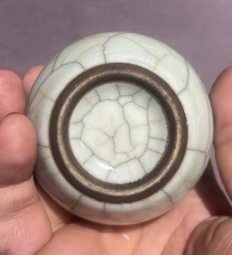 古玩陶瓷仿官釉天球瓶真品鑒賞圖