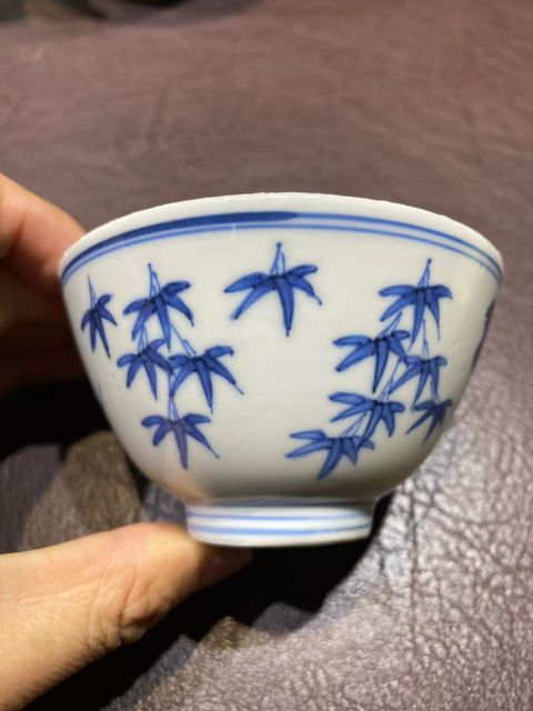 古玩陶瓷歲寒三友松竹梅青花杯真品鑒賞圖