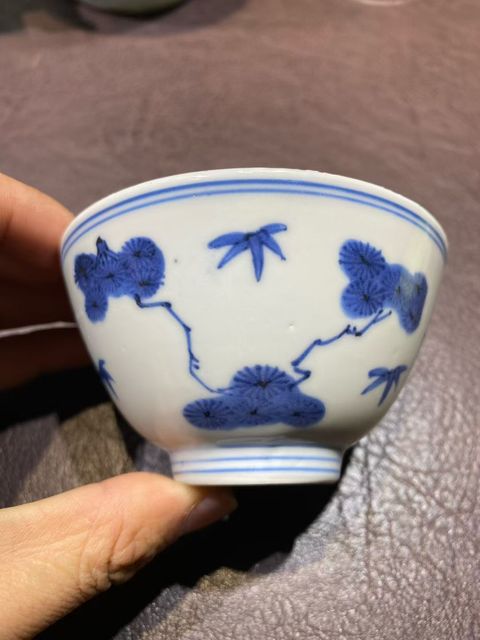 古玩陶瓷歲寒三友松竹梅青花杯真品鑒賞圖