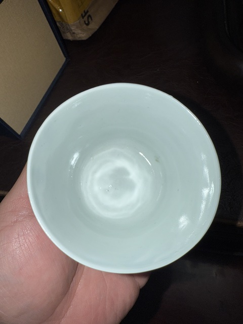 古玩陶瓷青花人物故事紋杯真品鑒賞圖