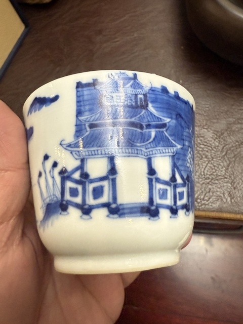 古玩陶瓷青花人物故事紋杯真品鑒賞圖