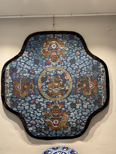 古玩雜項龍紋繡片真品鑒賞圖
