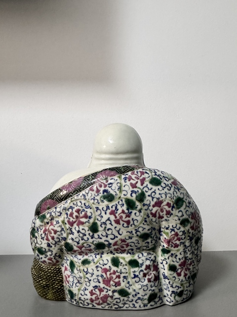 古玩陶瓷粉彩花卉紋彌勒笑佛真品鑒賞圖