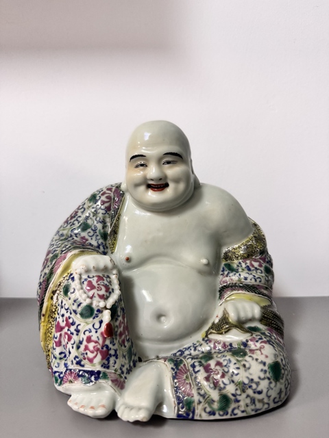 古玩陶瓷粉彩花卉紋彌勒笑佛真品鑒賞圖