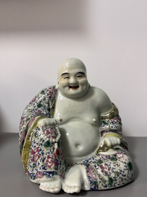古玩陶瓷粉彩花卉紋彌勒笑佛真品鑒賞圖