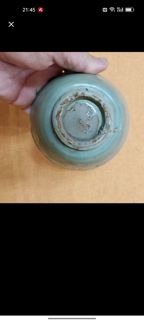 古玩陶瓷龍泉青瓷刻花葵口碗真品鑒賞圖