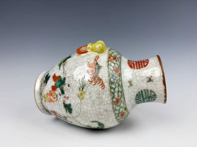 古玩陶瓷清末民初·哥釉五彩麒麟送子獸耳尊拍賣(mài)，當(dāng)前價(jià)格350元