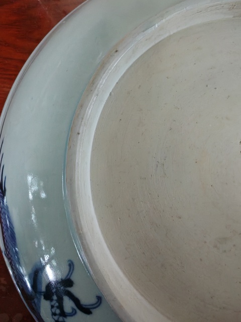 古玩陶瓷青花過墻龍紋臥盤真品鑒賞圖