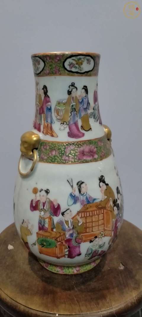 古玩陶瓷人物紋廣彩瓶真品鑒賞圖