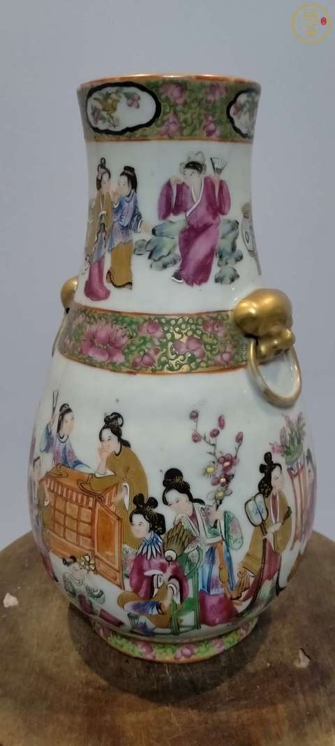 古玩陶瓷人物紋廣彩瓶真品鑒賞圖