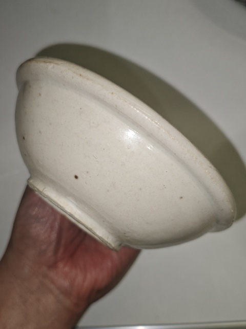 古玩陶瓷白釉碗真品鑒賞圖