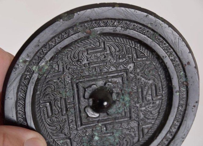 古玩銅器漢代黑漆古規矩鏡真品鑒賞圖