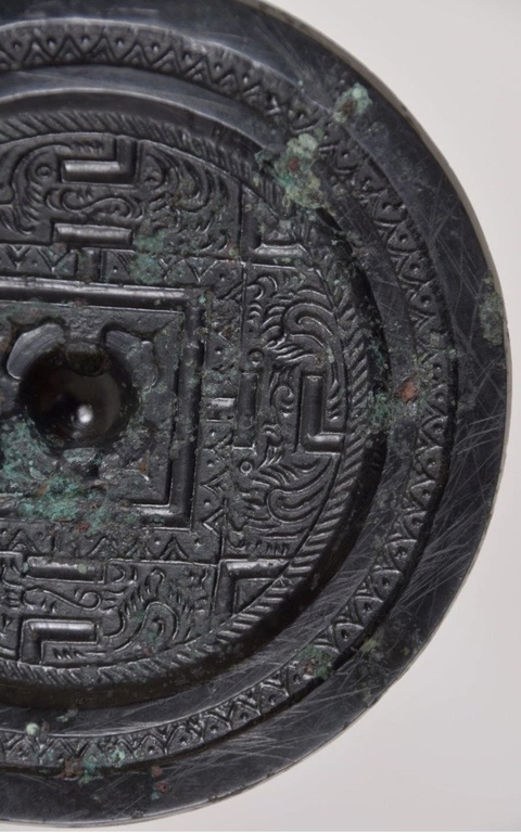 古玩銅器漢代黑漆古規矩鏡真品鑒賞圖