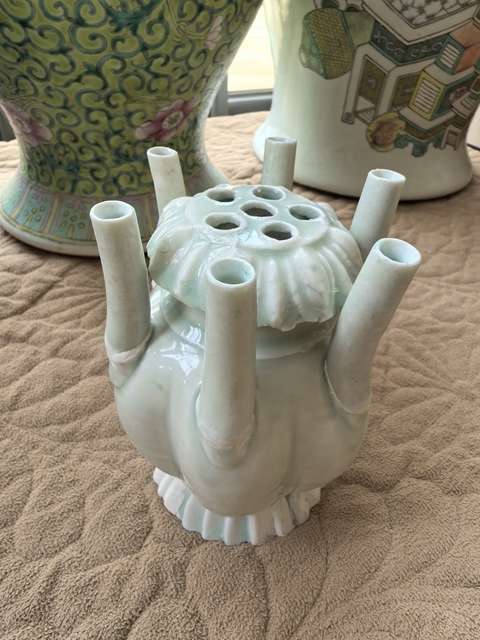 古玩陶瓷宋代·青白釉六管瓶 真品鑒賞圖