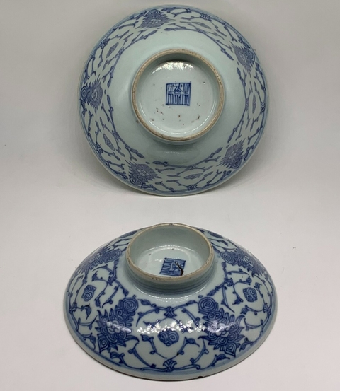 古玩陶瓷青花纏枝花卉紋蓋碗真品鑒賞圖