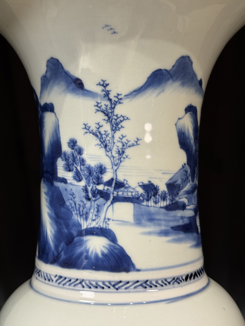 古玩陶瓷人物山水紋青花鳳尾尊真品鑒賞圖