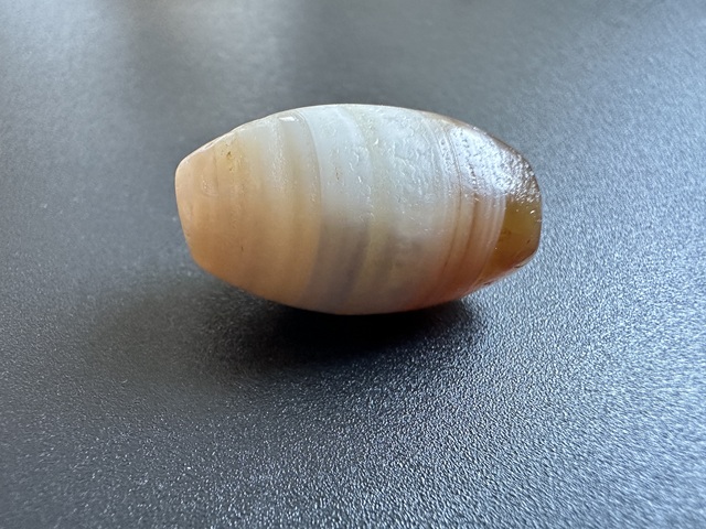 古玩玉器纏絲瑪瑙珠真品鑒賞圖