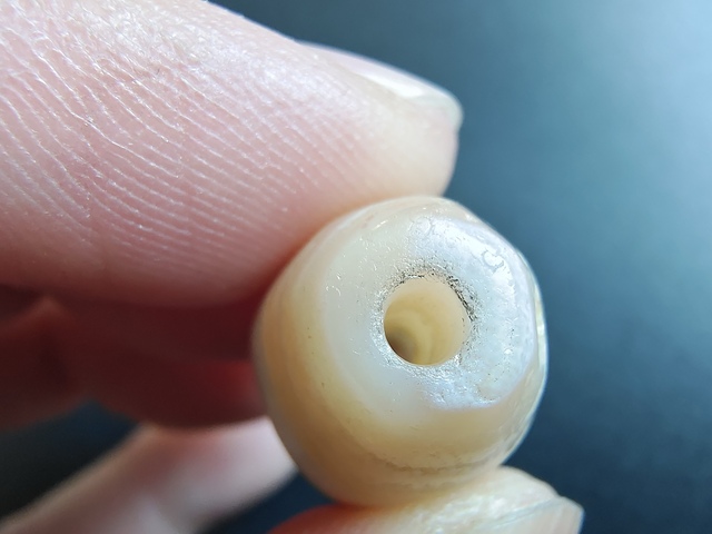 古玩玉器纏絲瑪瑙珠真品鑒賞圖