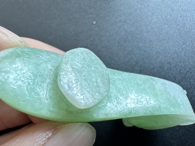 古玩玉器老翡翠龍勾真品鑒賞圖