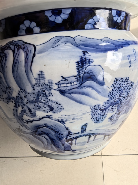 古玩陶瓷山水紋青花缸真品鑒賞圖