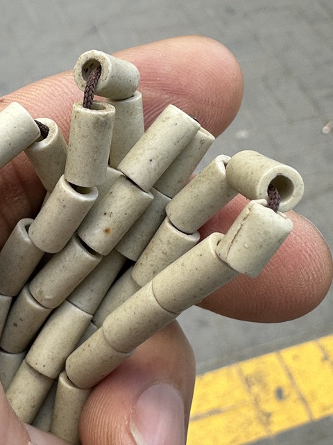 古玩玉器地方玉管真品鑒賞圖