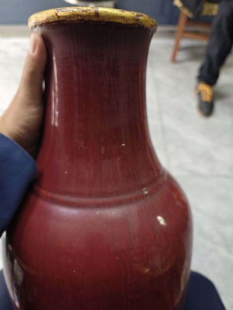 古玩陶瓷紅釉截口瓶真品鑒賞圖