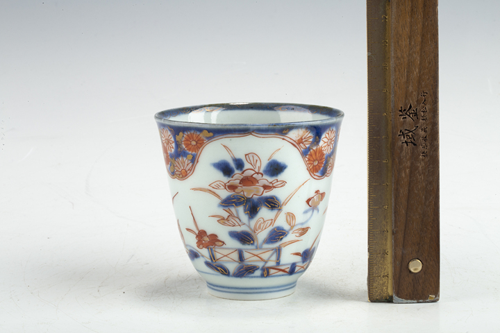 古玩陶瓷清康熙·青花礬紅描金花卉紋鈴鐺杯真品鑒賞圖