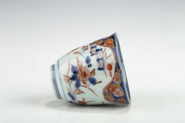 古玩陶瓷清康熙·青花礬紅描金花卉紋鈴鐺杯真品鑒賞圖