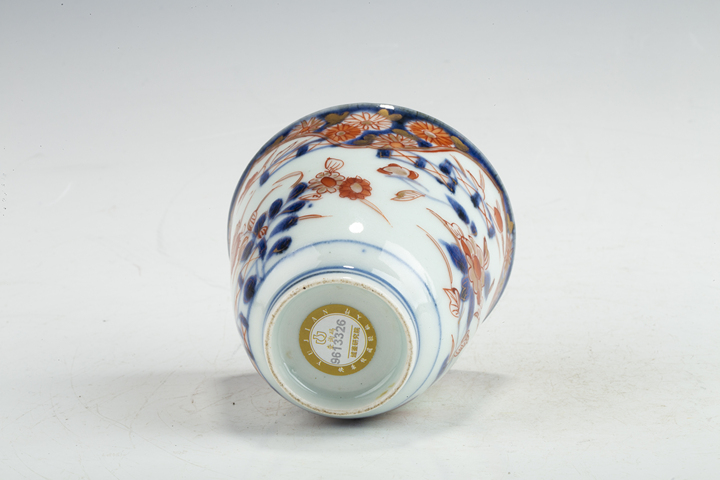 古玩陶瓷清康熙·青花礬紅描金花卉紋鈴鐺杯真品鑒賞圖