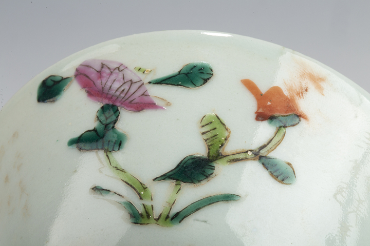 古玩陶瓷清晚·粉彩梅蘭竹菊詩文蓋碗真品鑒賞圖