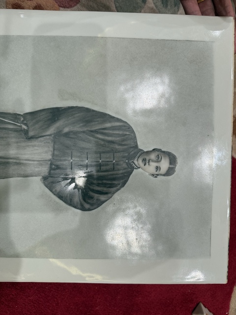 古玩陶瓷鄧碧珊墨彩肖像瓷板畫真品鑒賞圖