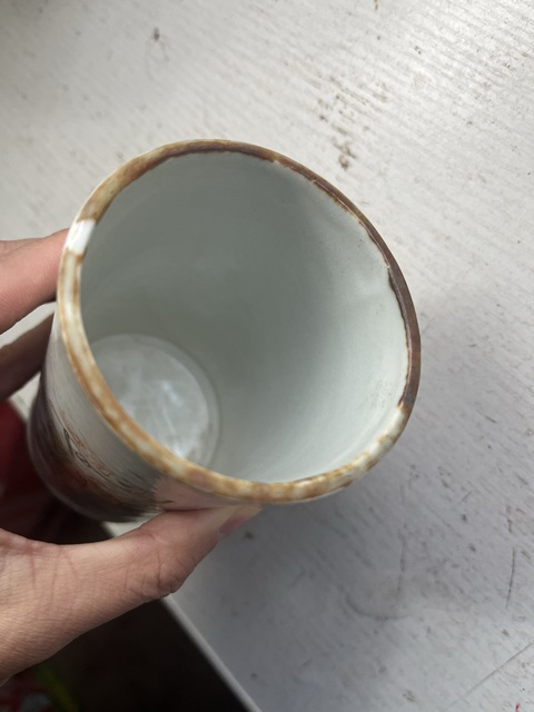 古玩陶瓷粉彩人物筆筒真品鑒賞圖