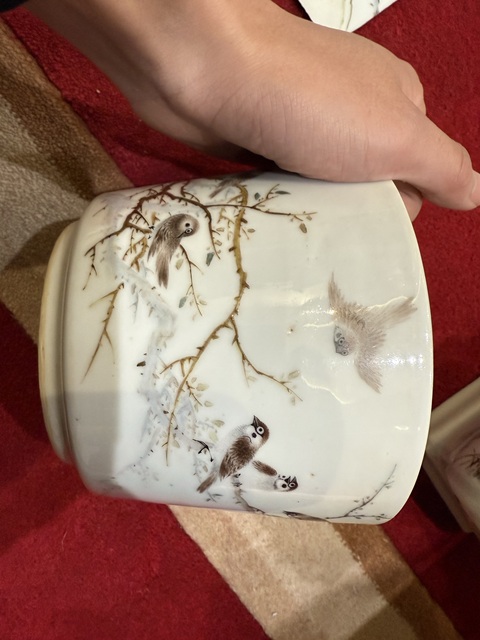 古玩陶瓷畢伯濤款花鳥紋花盆真品鑒賞圖