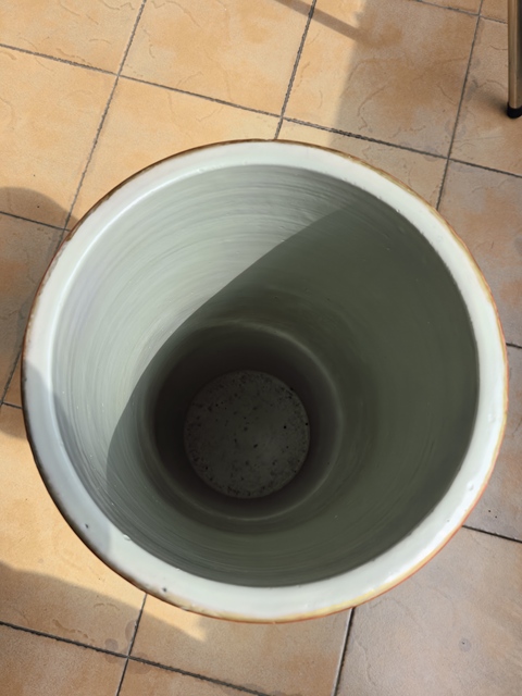 古玩陶瓷人物紋卷筒真品鑒賞圖