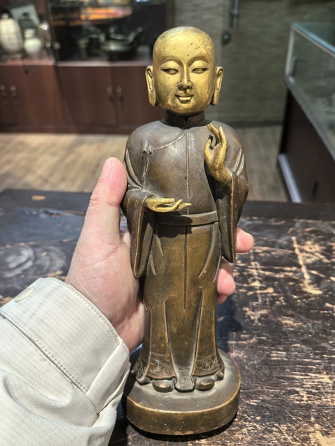 古玩銅器銅人物像真品鑒賞圖