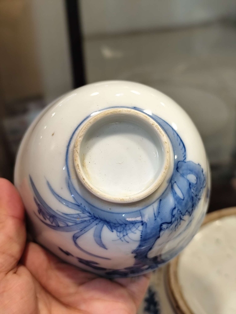 古玩陶瓷青花花卉紋茶圓（日本）真品鑒賞圖