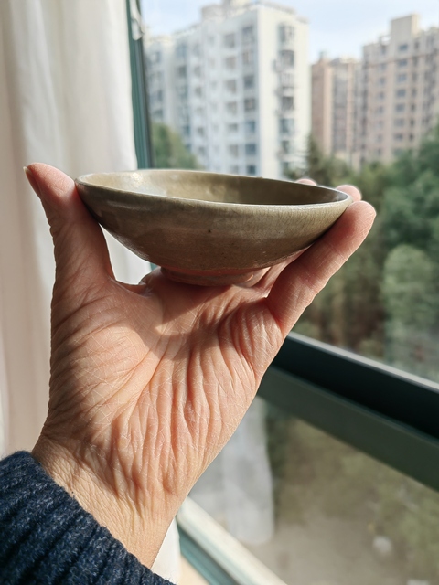 古玩陶瓷長沙窯青釉詩文碗真品鑒賞圖