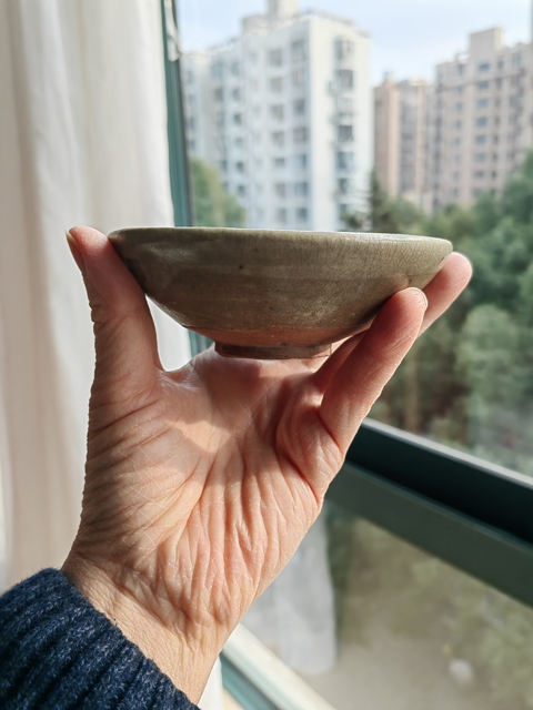 古玩陶瓷長沙窯青釉詩文碗真品鑒賞圖