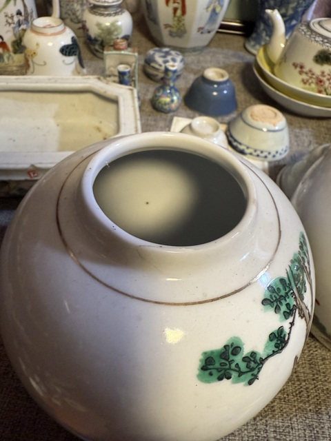 古玩陶瓷粉彩人物故事紋罐真品鑒賞圖