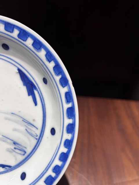 古玩陶瓷青花柳蔭雙駿圖盤真品鑒賞圖