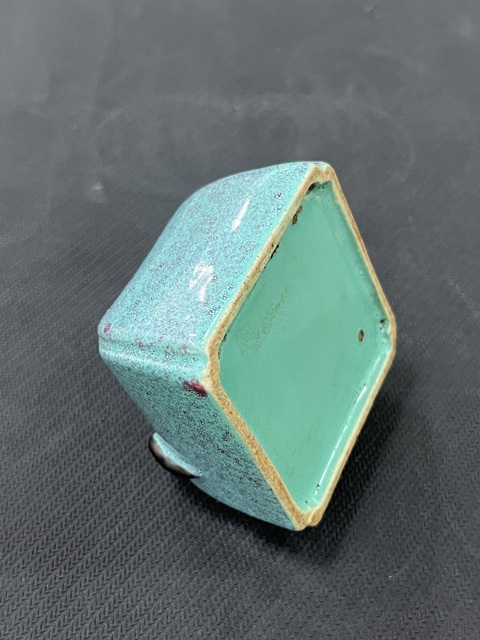 古玩陶瓷爐鈞釉四方水盂真品鑒賞圖