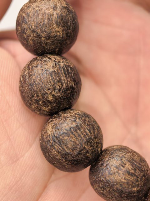 古玩字畫沉香圓珠手串真品鑒賞圖