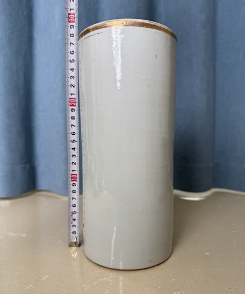 古玩陶瓷粉彩紅樓夢人物帽筒真品鑒賞圖