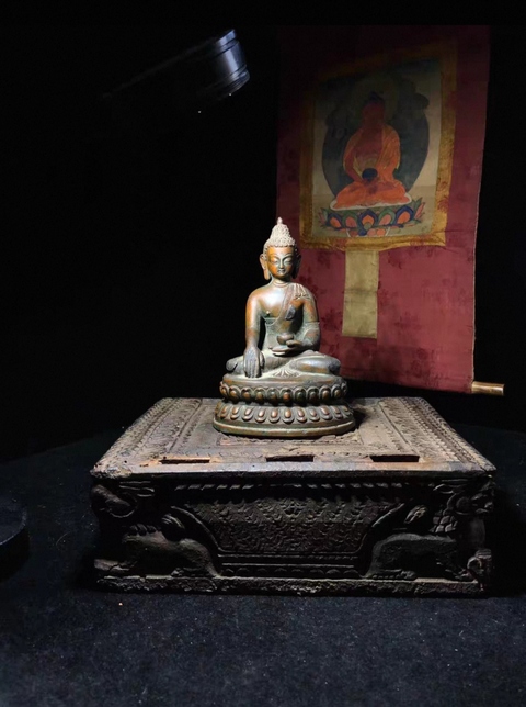 古玩銅器銅釋迦摩尼真品鑒賞圖