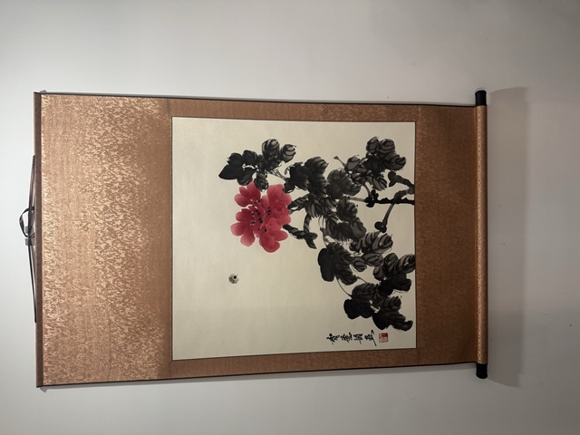 古玩字畫齊慧娟牡丹蜜蜂斗方已經裝裱拍賣，當前價格988元