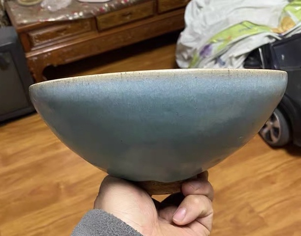 古玩陶瓷鈞窯天藍釉大碗真品鑒賞圖