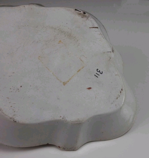 古玩陶瓷廣琺瑯花卉紋盤(pán)真品鑒賞圖