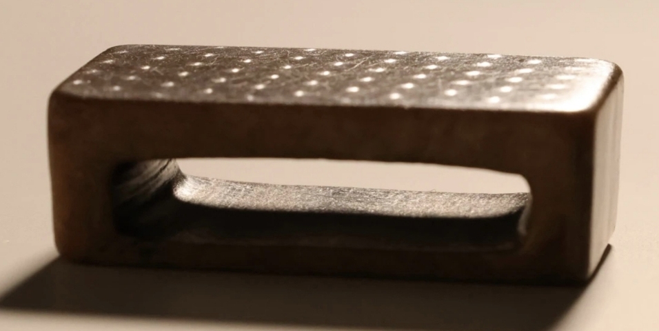 古玩玉器玉帶穿真品鑒賞圖